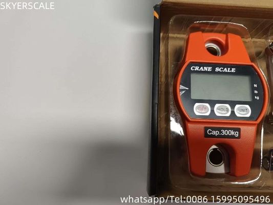 300 kg elektrisch betriebener Stahl-Kran-Wagen-Digital-Hängeschalen 3*AA Trockene Batterie